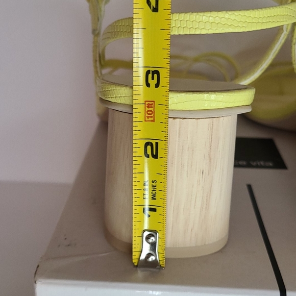 Dolce Vita Embossed Leather Dress Sandals - Picture 8 of 8